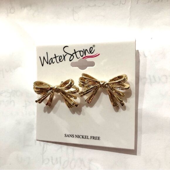NWOT Gold Bow Earrings - Picture 4 of 6
